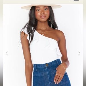 SHOW ME YOUR MUMU
Ophelia Ruffle Bodysuit